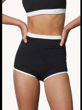 9074. Free People X It's Now Cool The Contour Duo Shortie W/ Top